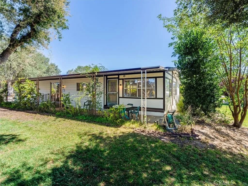 10836 Los Pueblos, Atascadero, California 93422