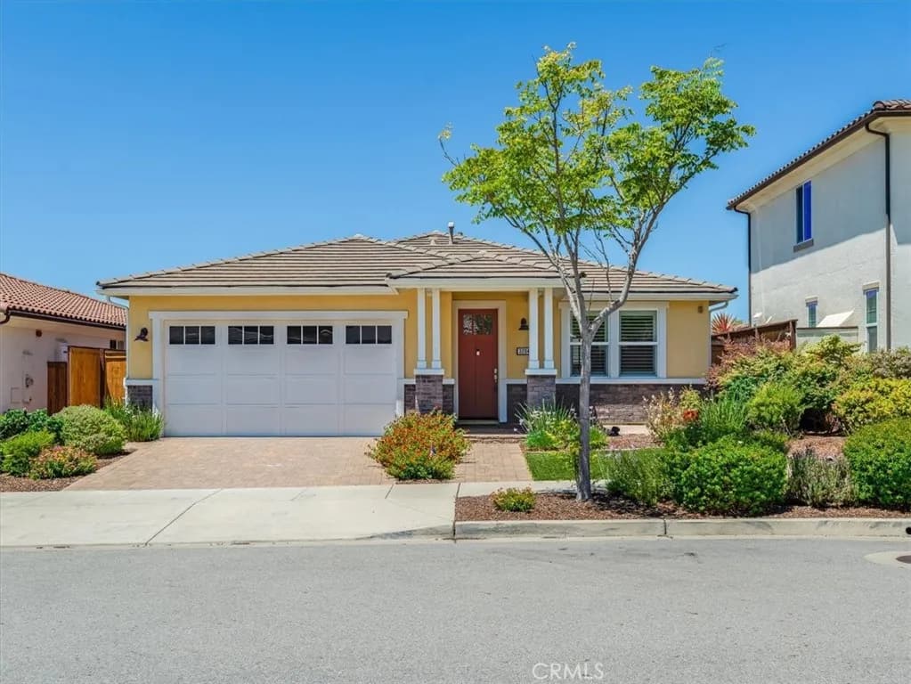 3204 Violet, San Luis Obispo, California 93401