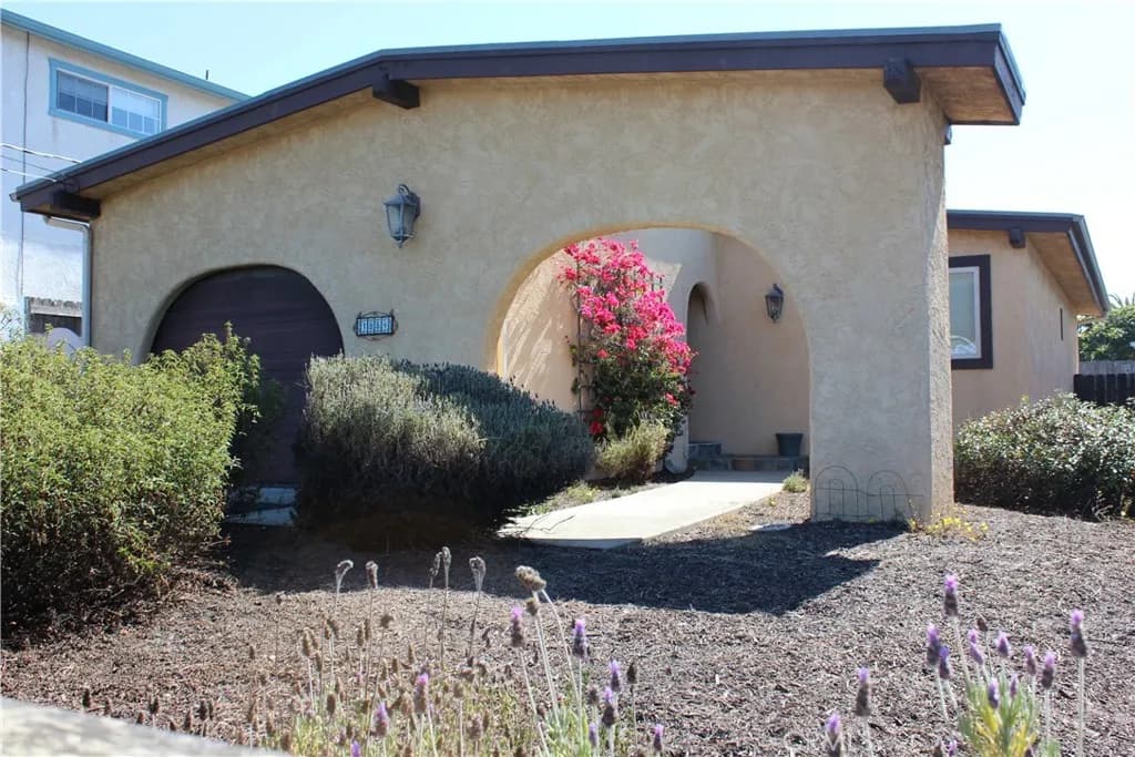 1884 10th, Los Osos, California 93402
